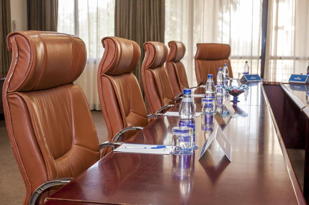 Protea Hotel By Marriott Kampala Eksteriør bilde