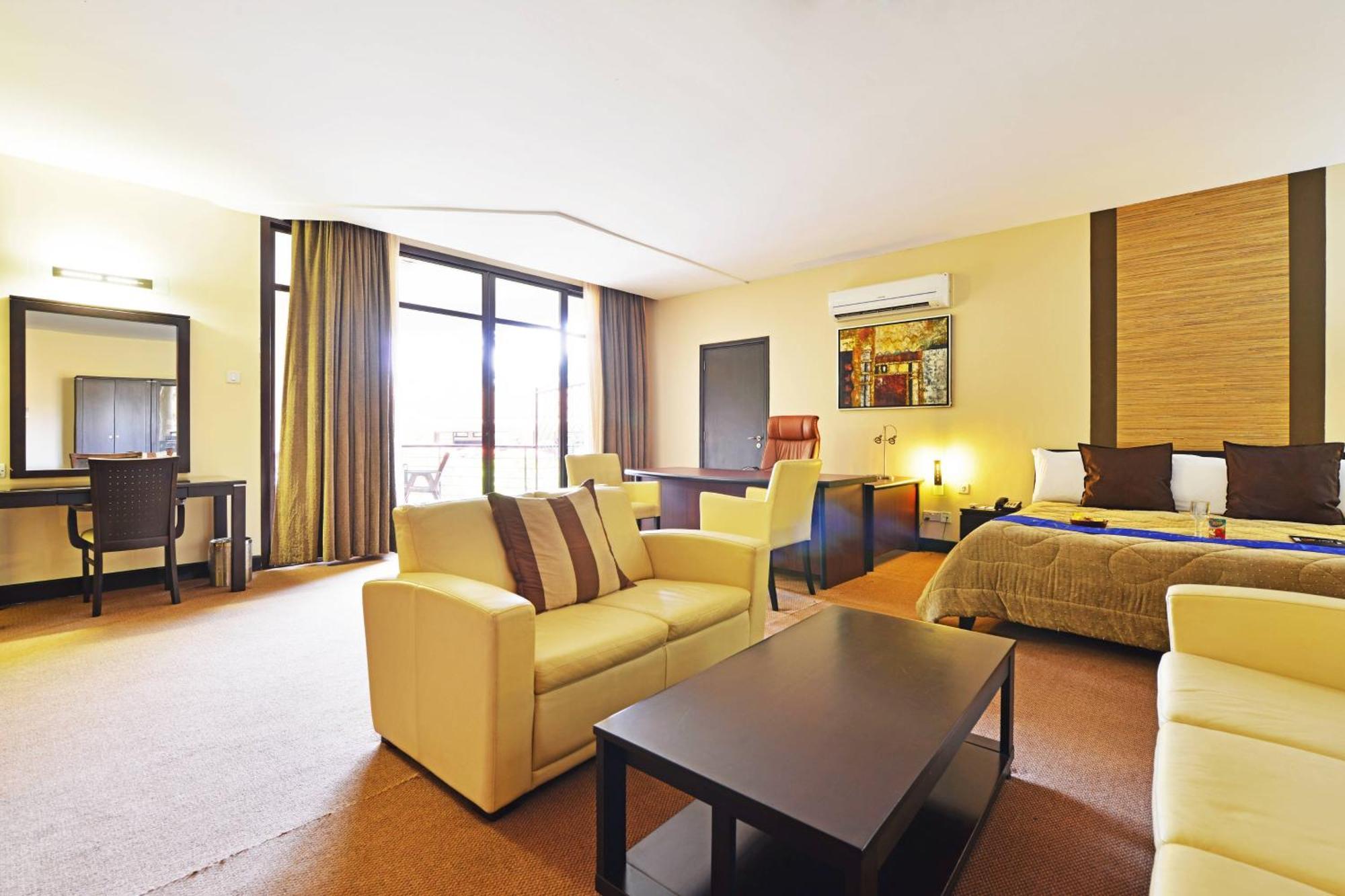 Protea Hotel By Marriott Kampala Eksteriør bilde